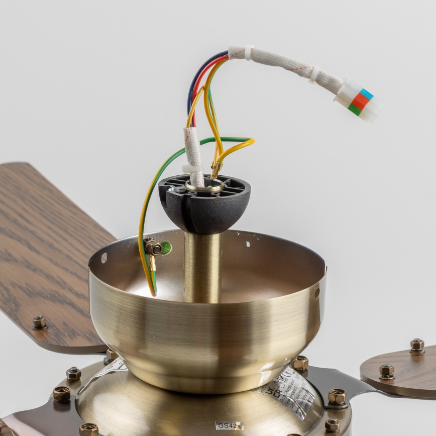 ZEVENTI - Takfläkt NAVAGIO 1xE27/60W/230V brun